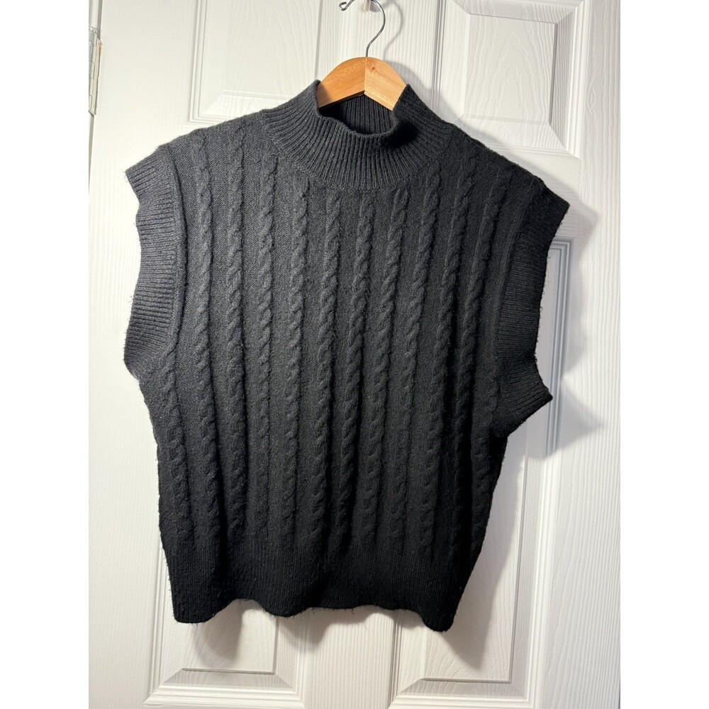 Cupcakes and Cashmere Sweater Vest Womens Medium Black Knit Moc Neck Hipster